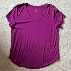 SO Magenta V-Neck Short Sleeve Tee